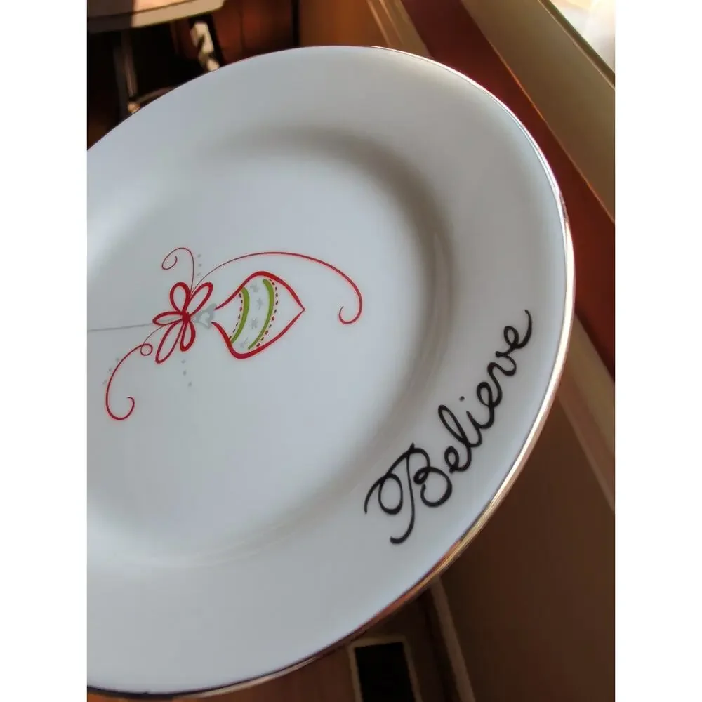Set (4) St. Nicholas Square Tis the Season appetizer plates 6.5